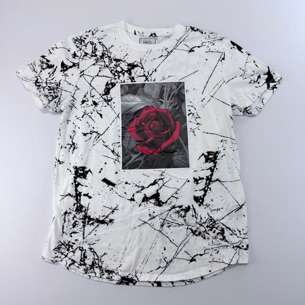 rue21 Mens Small White Marble Splatter Red Rose Graphic Curved Hem T-Shirt